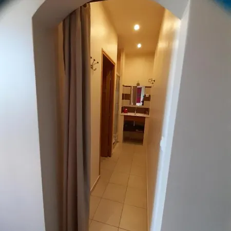 Le Clos De La Salamandre