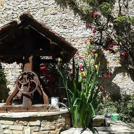 Le Clos De La Salamandre Гостевой дом