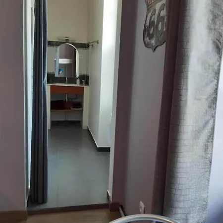Le Clos De La Salamandre Guest house Duravel