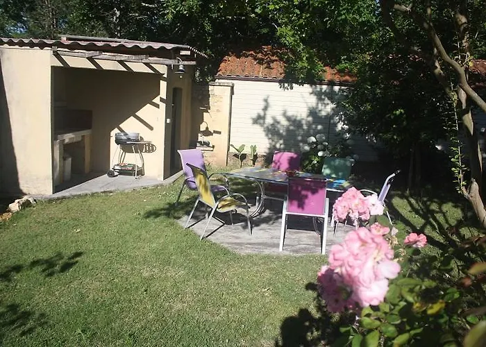 بيت ضيافة Le Clos De La Salamandre Duravel